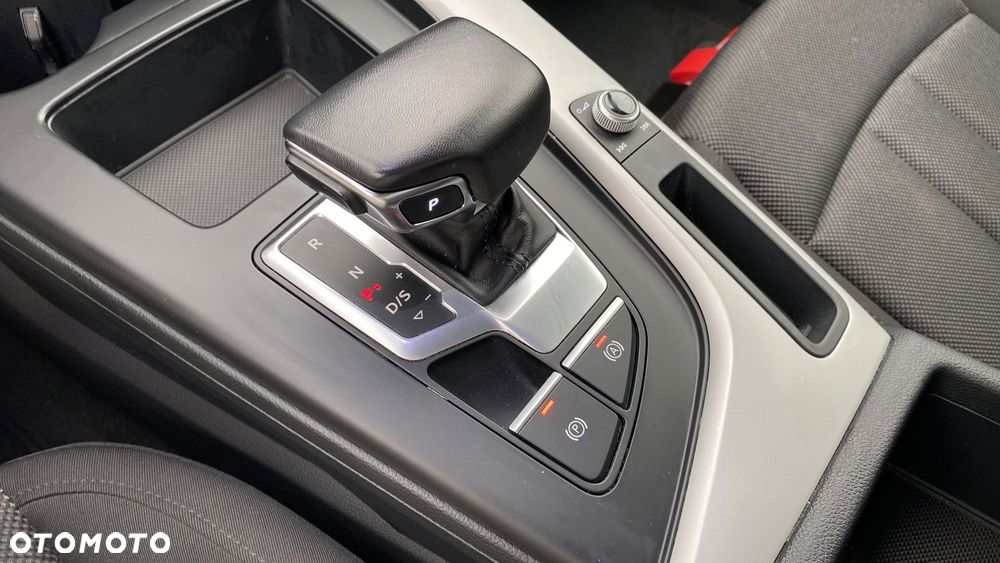 Audi A4 Limousine 35 TFSI S tronic - 18