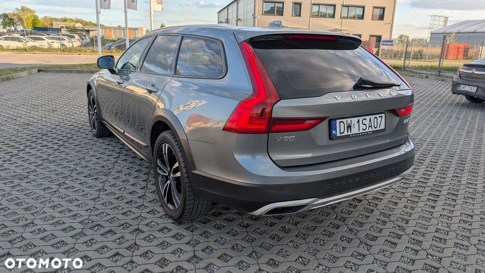 Volvo V90 Cross Country D4 AWD - 8