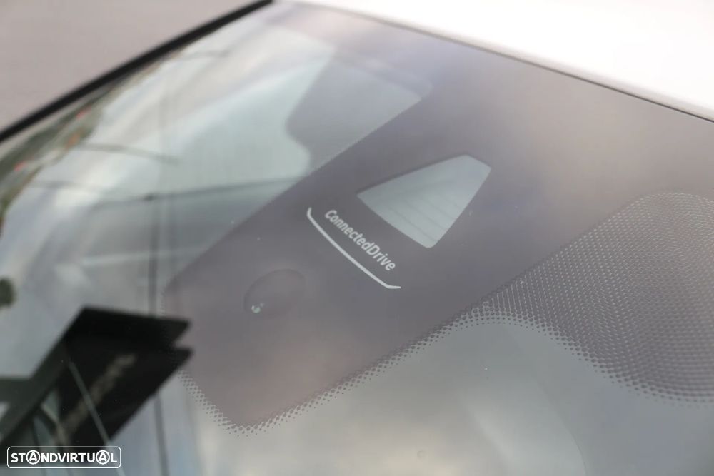 BMW 320 d Touring Line Sport Auto - 10