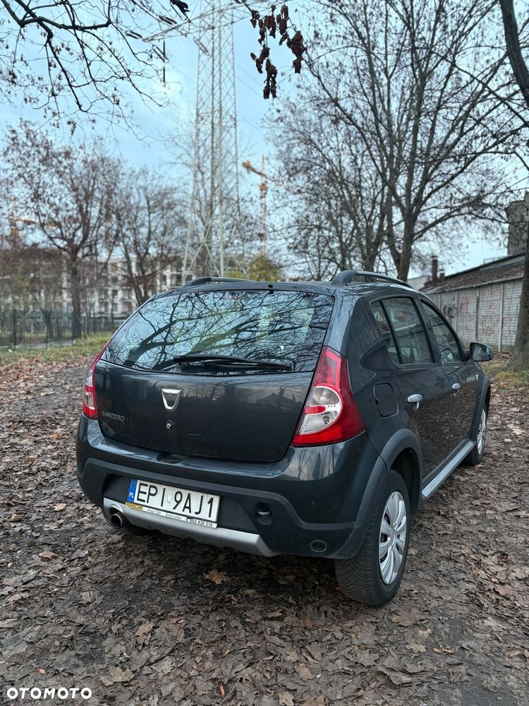 Dacia Sandero Stepway2 1.6 - 4