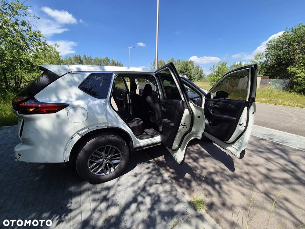 Nissan Rogue - 26