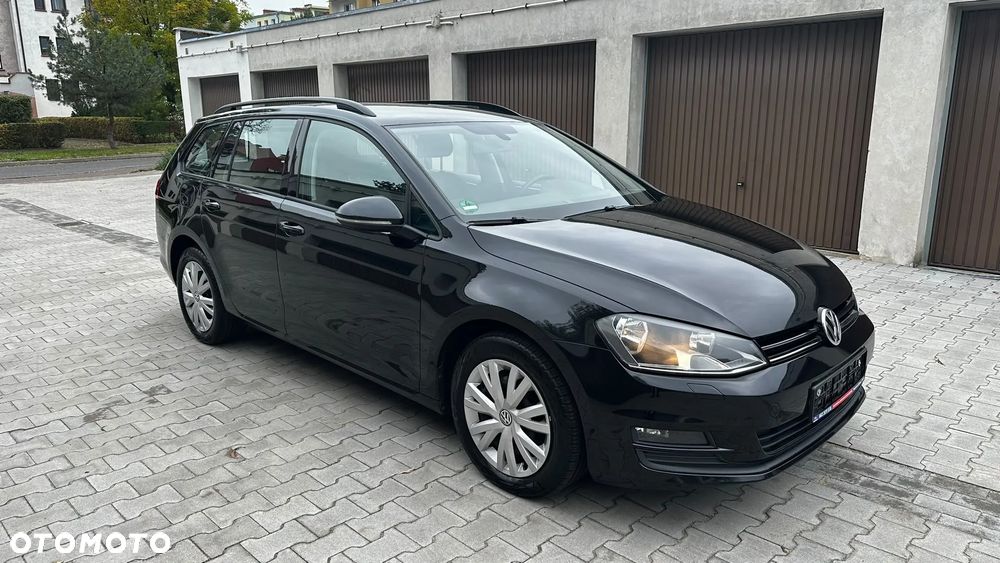 Volkswagen Golf - 23