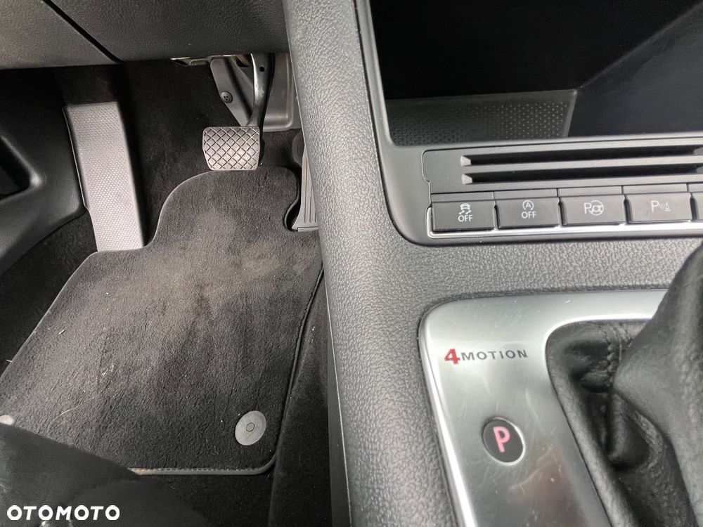 Volkswagen Tiguan 2.0 TDI 4Mot Perfectline R-Style DSG - 16