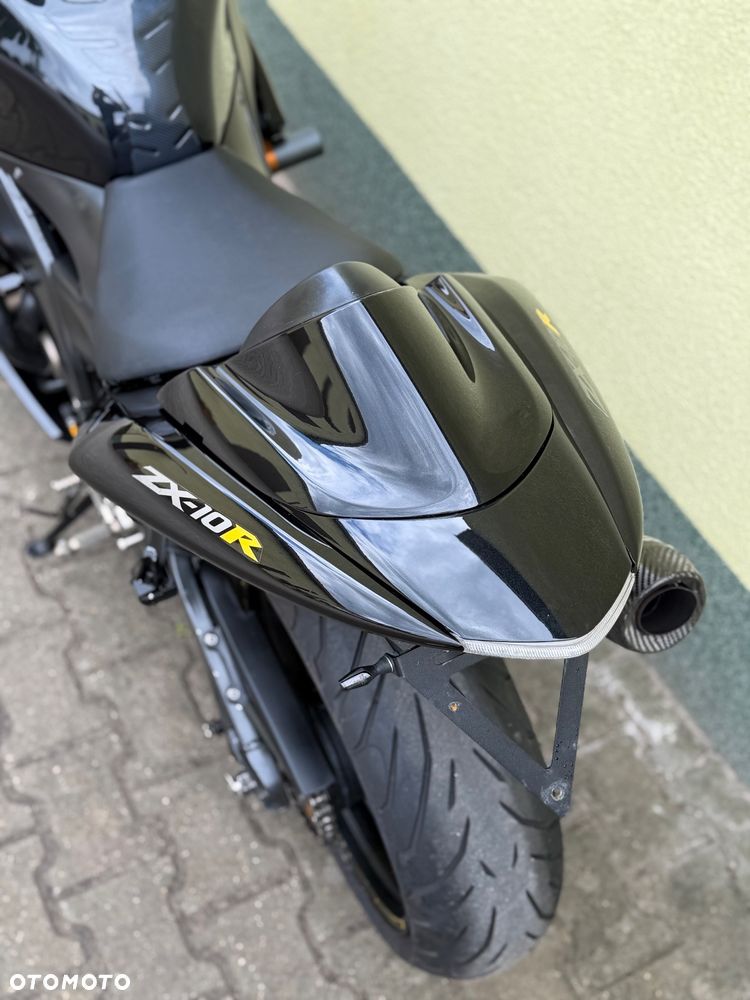 Kawasaki ZXR - 21