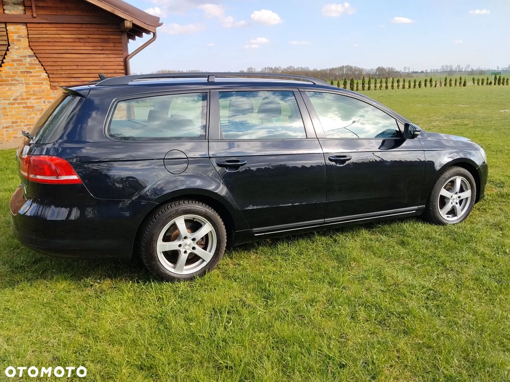 Volkswagen Passat 1.6 TDI Trendline - 13