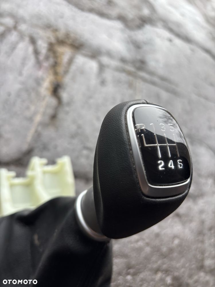 Hyundai i30 III gałka drążek dźwignia zmiany biegow idealna - 2