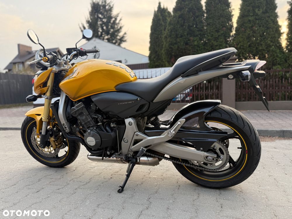 Honda Hornet - 16