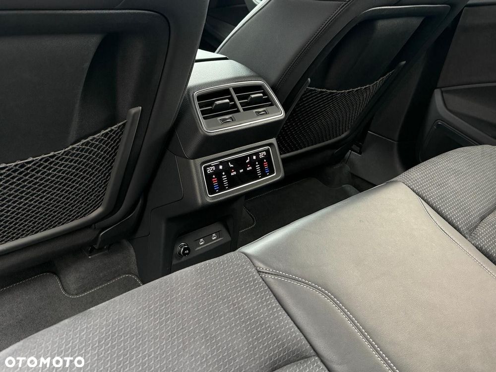 Audi Q8 e-tron 50 95kWh Quattro S Line - 26