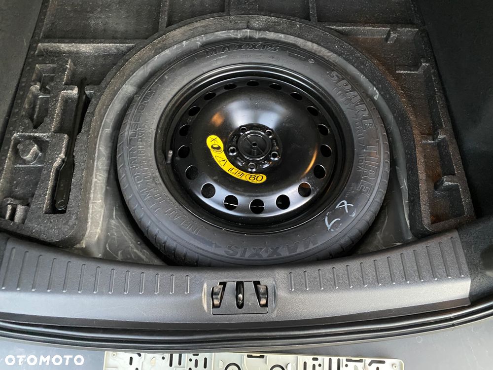 Ford Kuga 1.5 TDCi 2x4 Business Edition - 12