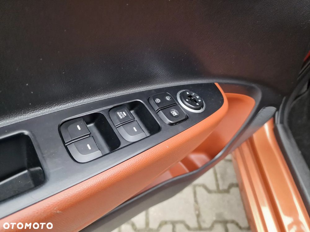 Hyundai i10 1.2 Trend - 19