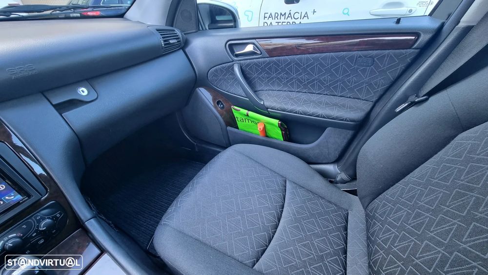 Mercedes-Benz C 220 - 12