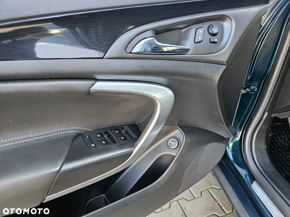 Opel Insignia 1.6 T Cosmo S&S - 22