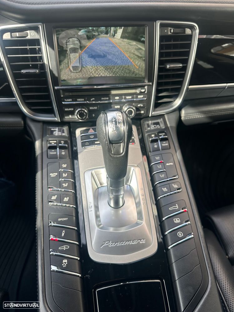 Porsche Panamera Platinum Edition - 21