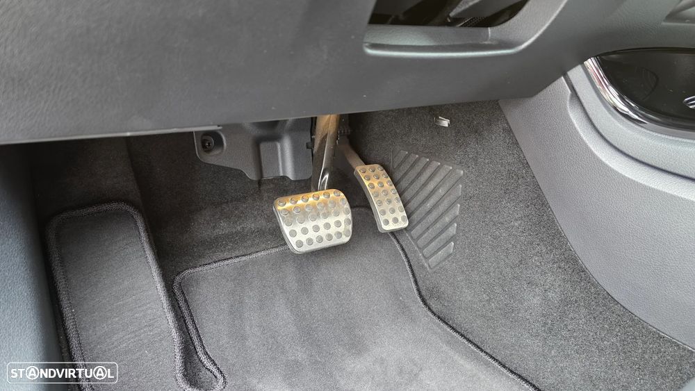 Mercedes-Benz A 180 d AMG Line Aut. - 23