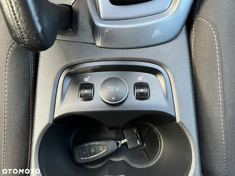 Ford Focus - 37