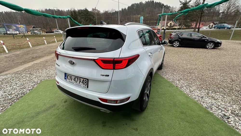 Kia Sportage 2,0 CRDI AWD GT Line - 3
