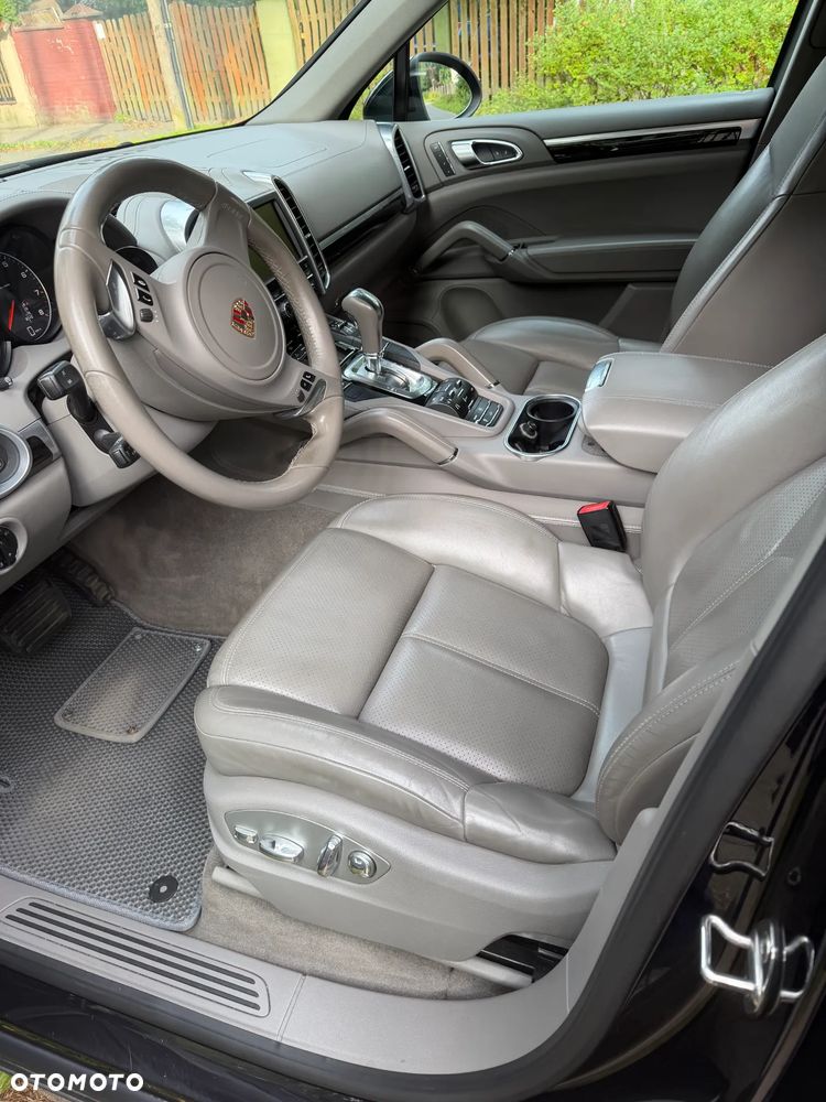 Porsche Cayenne Tiptronic S - 3