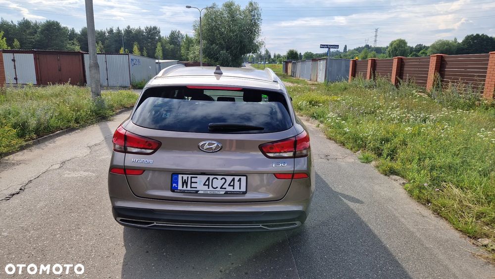 Hyundai i30 1.5 DPI Comfort - 3