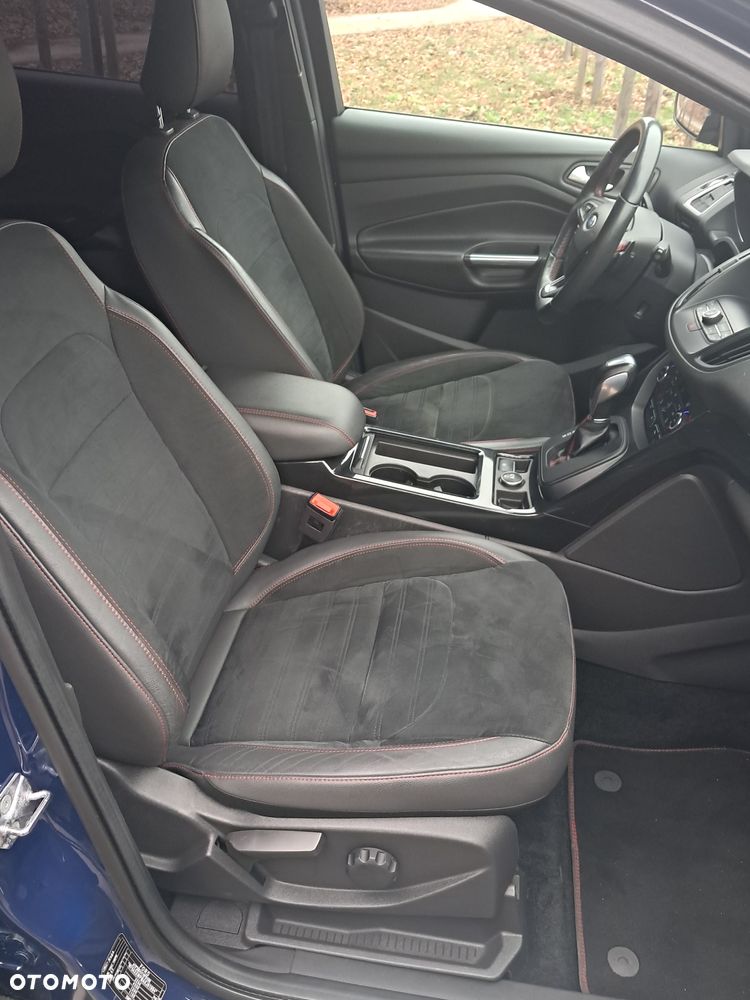 Ford Kuga 2.0 TDCi 4x4 ST-Line - 17