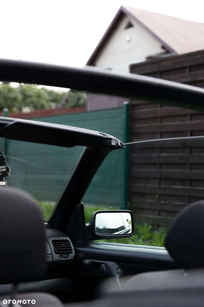 Volkswagen Golf Cabriolet 1.8 Avantgarde - 26