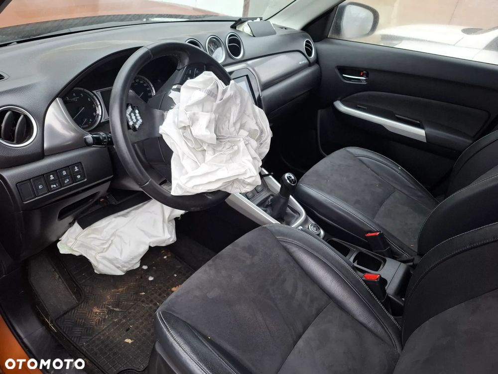 Suzuki Vitara 1.6 (4x4) Allgrip Comfort - 8