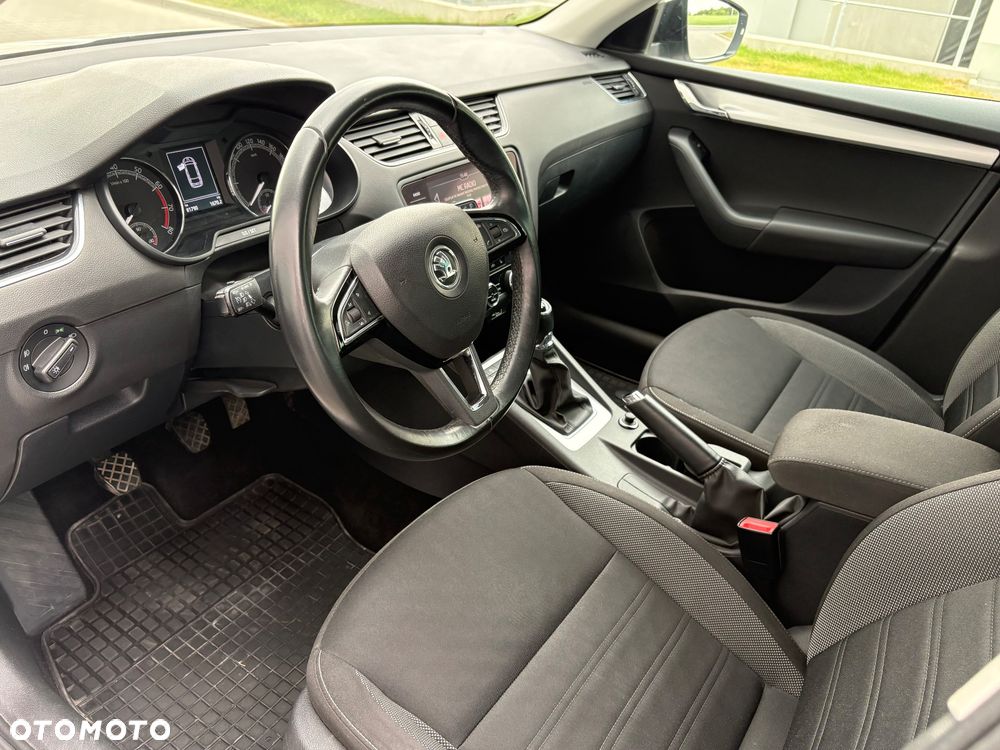 Skoda Octavia 1.4 TSI Ambition - 5