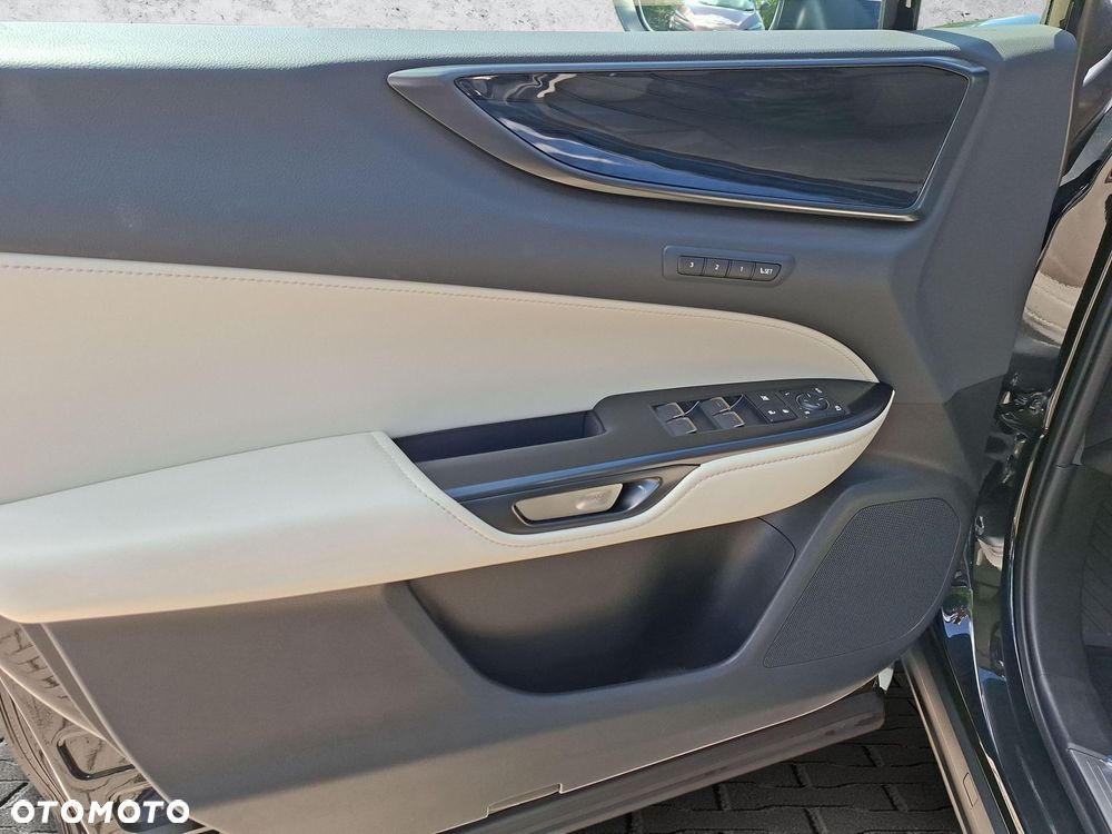 Lexus NX - 9