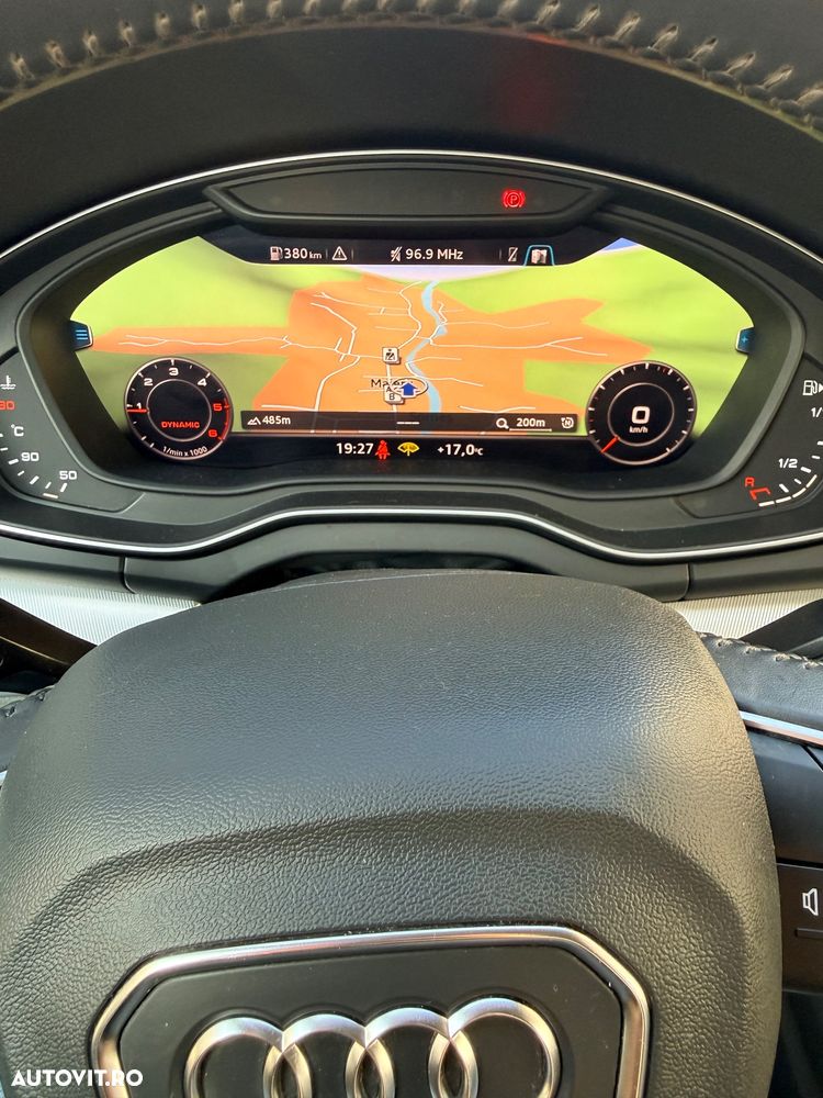 Audi Q5 2.0 40 TDI quattro Sport - 4