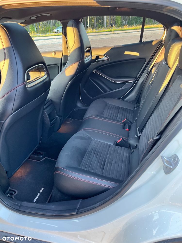 Mercedes-Benz GLA 220 CDI 4-Matic - 10
