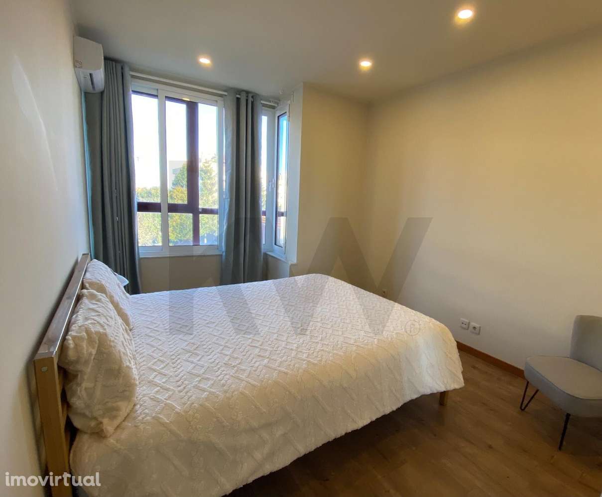 Apartamento T1 novo mobilado e equipado ao lível do terceiro andar com - Grande imagem: 5/9