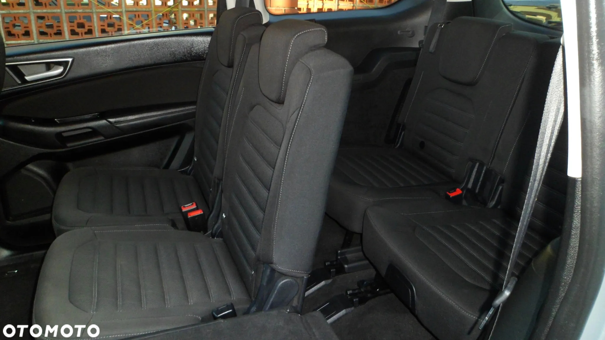 Ford Galaxy 2.0 TDCi Titanium - 13