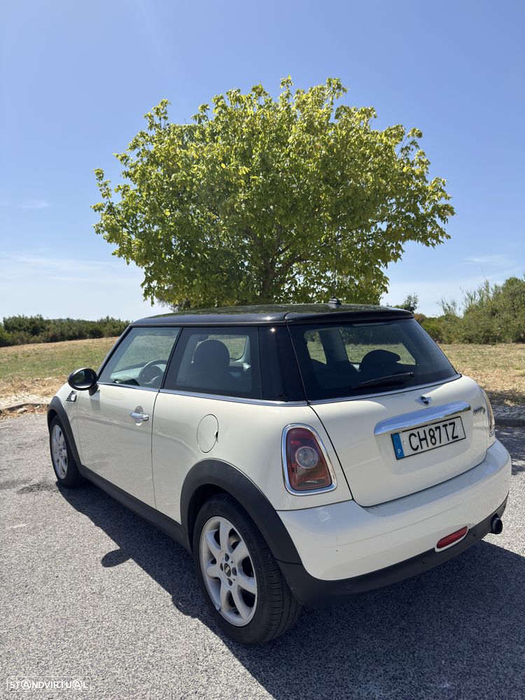 MINI 3 Portas Cooper D - 14