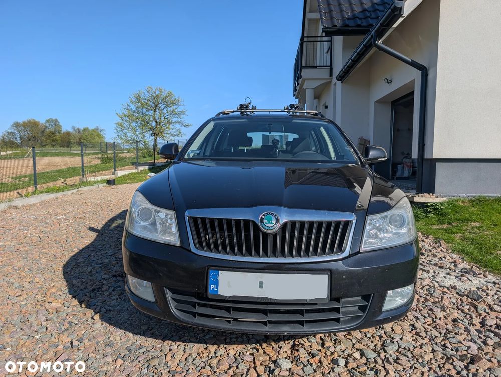 Skoda Octavia 1.6 TDI Ambiente - 2