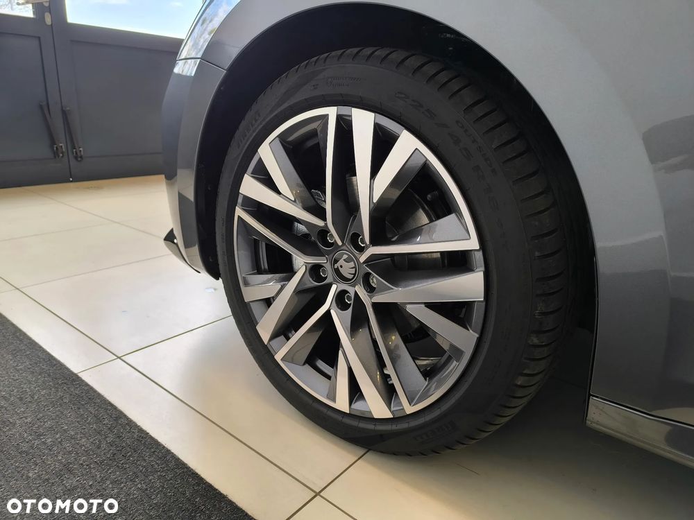 Skoda Octavia 1.5 TSI mHEV Sportline DSG - 9