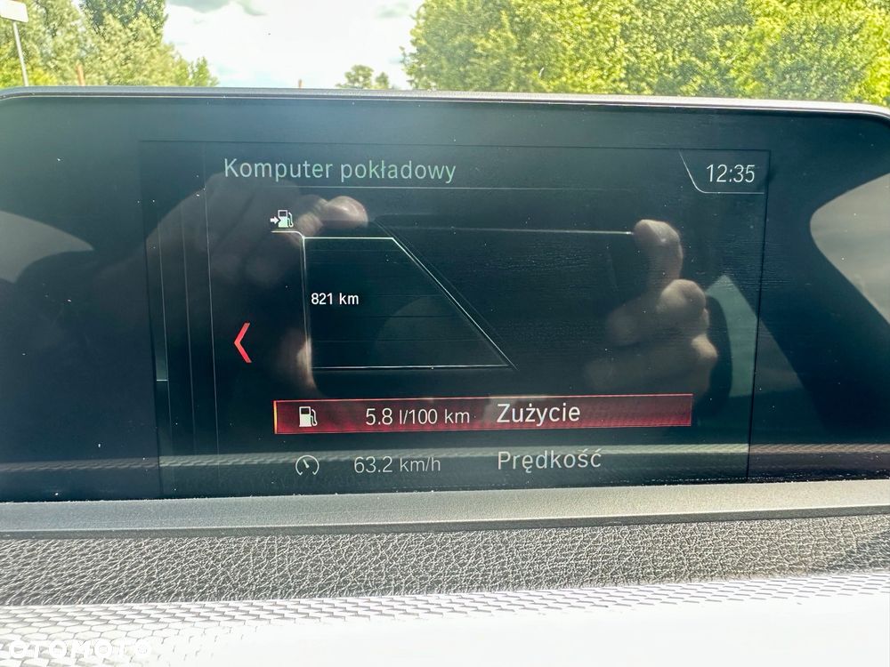 BMW Seria 3 318d M Sport - 26
