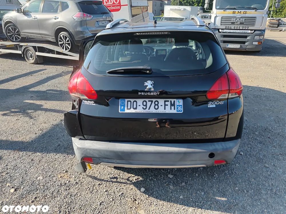 Peugeot 2008 e-HDi FAP 92 EGS6 STOP & START Allure - 12