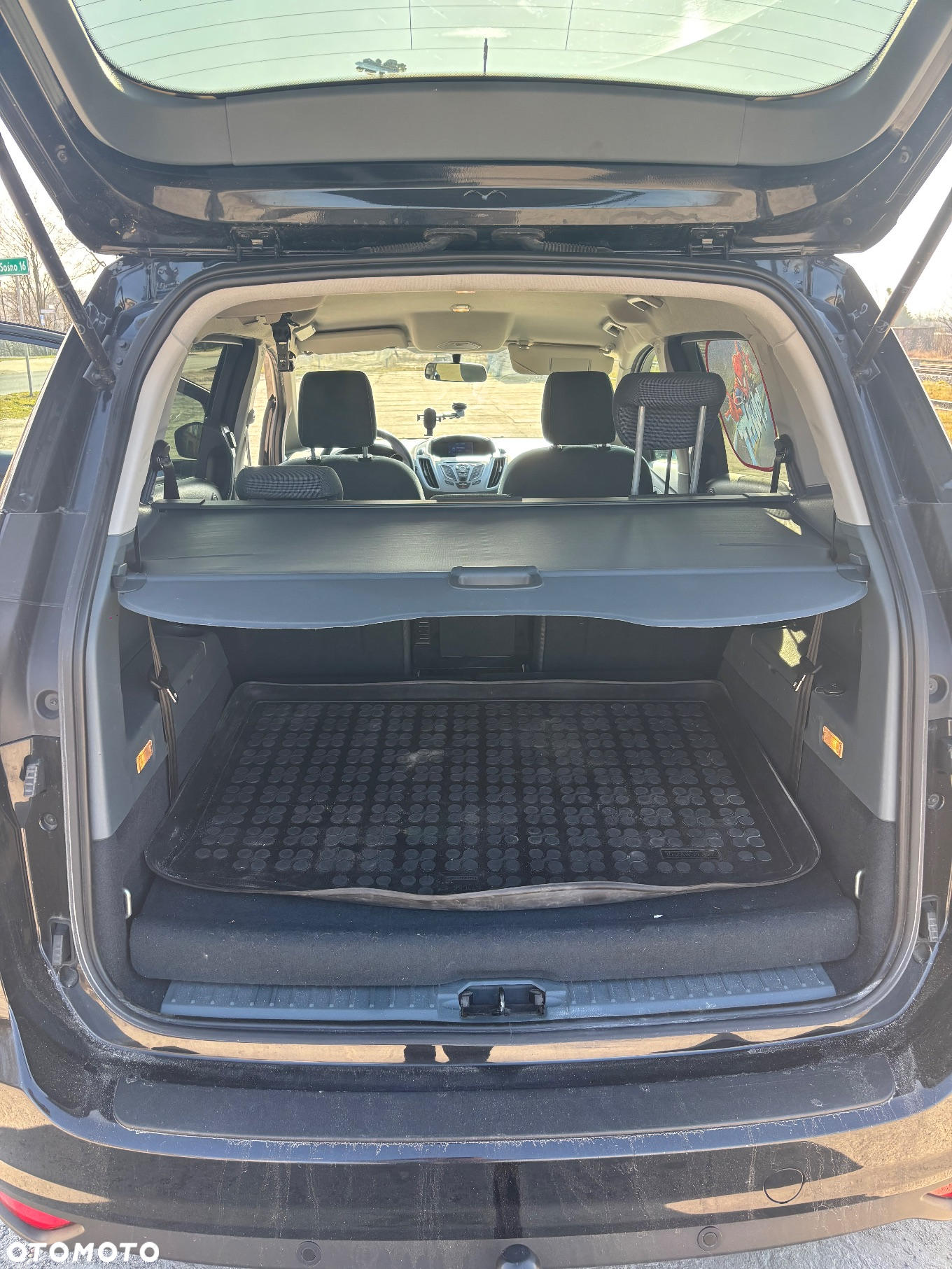 Ford Grand C-MAX - 13
