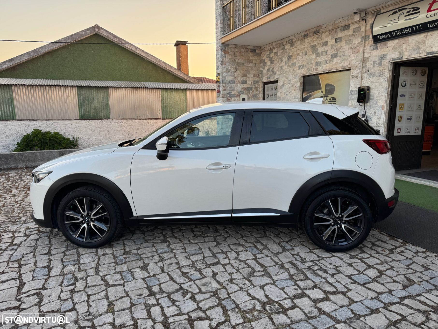 Mazda CX-3 1.5 Sky.Excellence HT Leather White Navi - 4