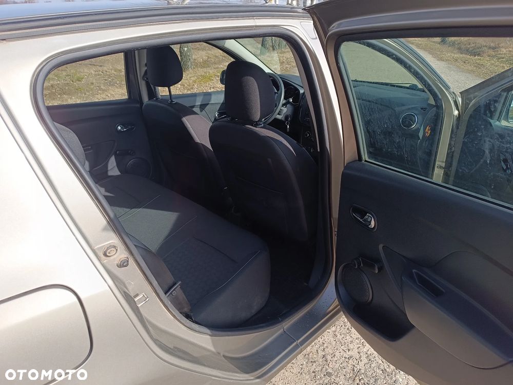 Dacia Sandero 1.2 16V SL Blackline - 11