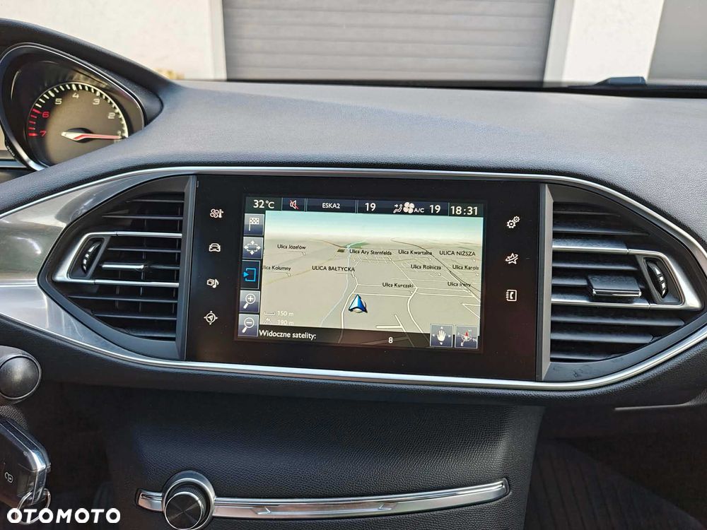 Peugeot 308 - 5