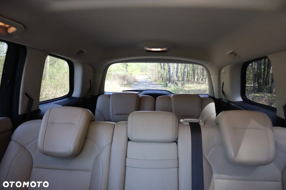 Mercedes-Benz GLS - 21