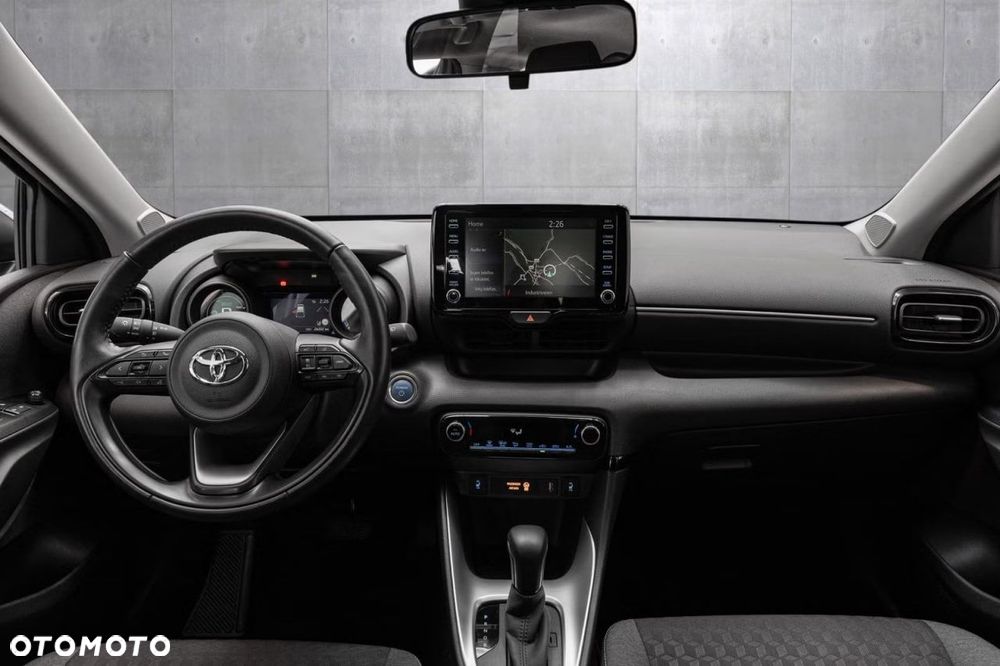 Toyota Yaris 116 1.5 VVT-i Comfort - 11