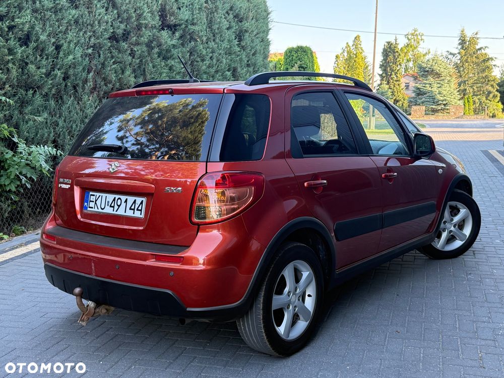 Suzuki SX4 1.6 VVT 4x2 Comfort - 4