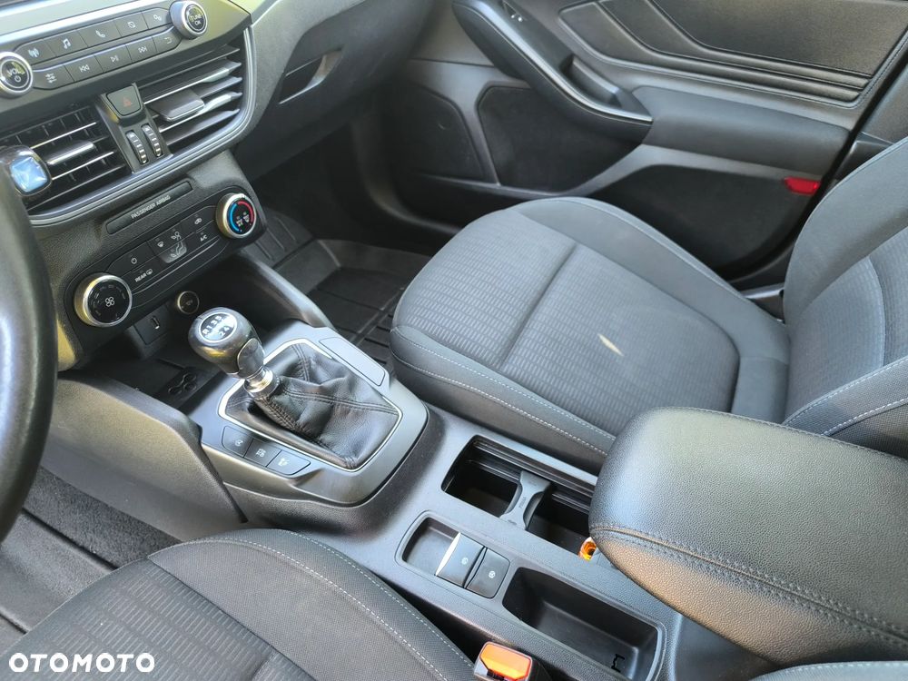 Ford Focus 1.5 TDCi Titanium - 13