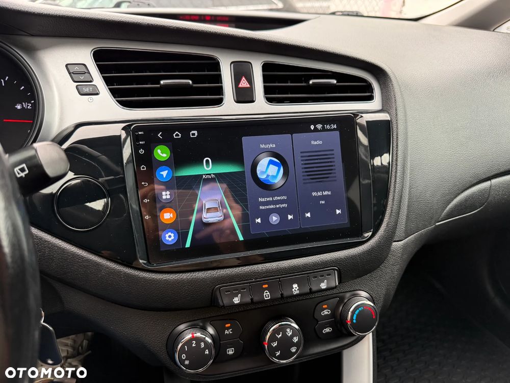 Kia Ceed 1.6 GDI Dream Team Edition - 17