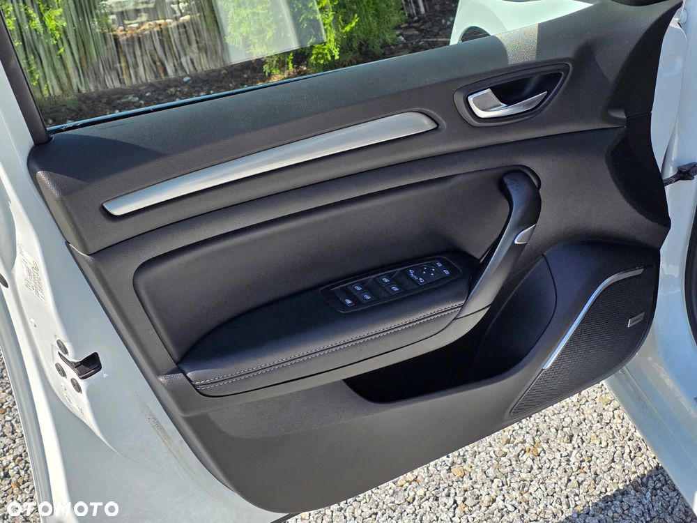 Renault Megane ENERGY dCi 130 BOSE EDITION - 14