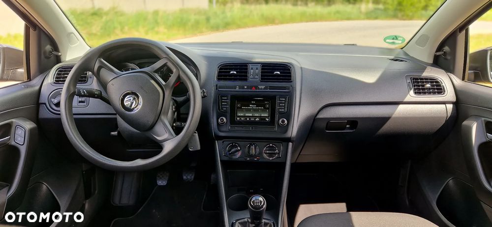 Volkswagen Polo 1.0 (Blue Motion Technology) Comfortline - 15