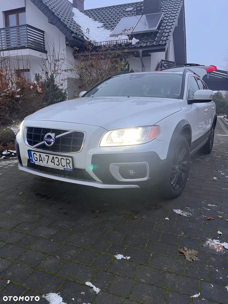 Volvo XC 70 D5 AWD Geartronic Momentum - 11