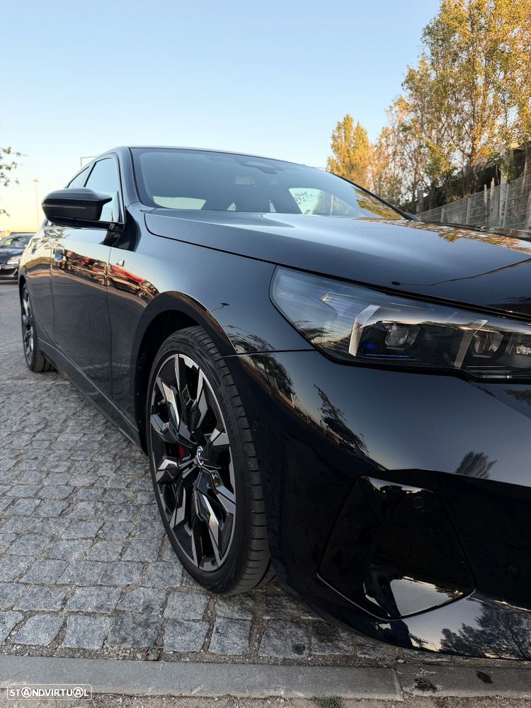 BMW i5 eDrive40 Pack Desportivo M Pro - 2