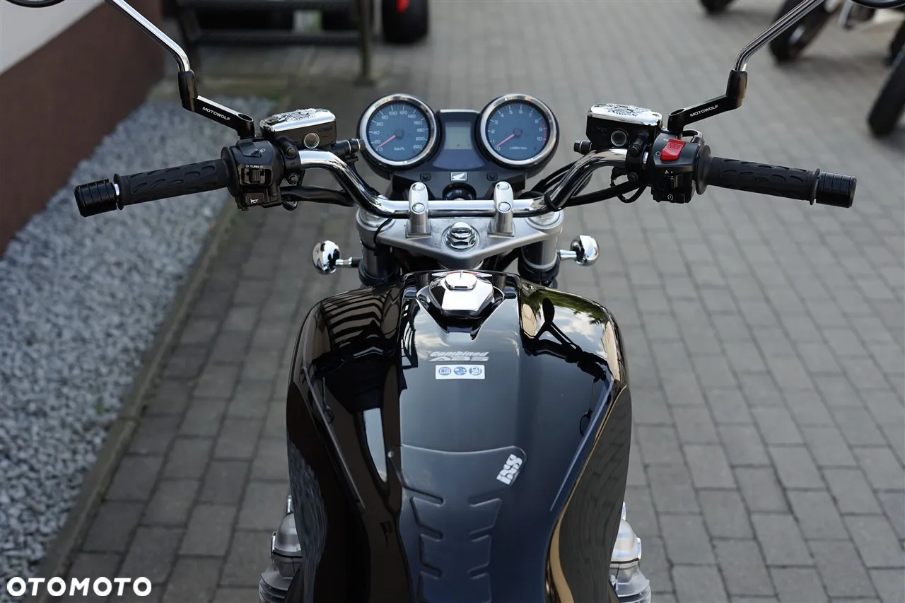 Honda CB - 15